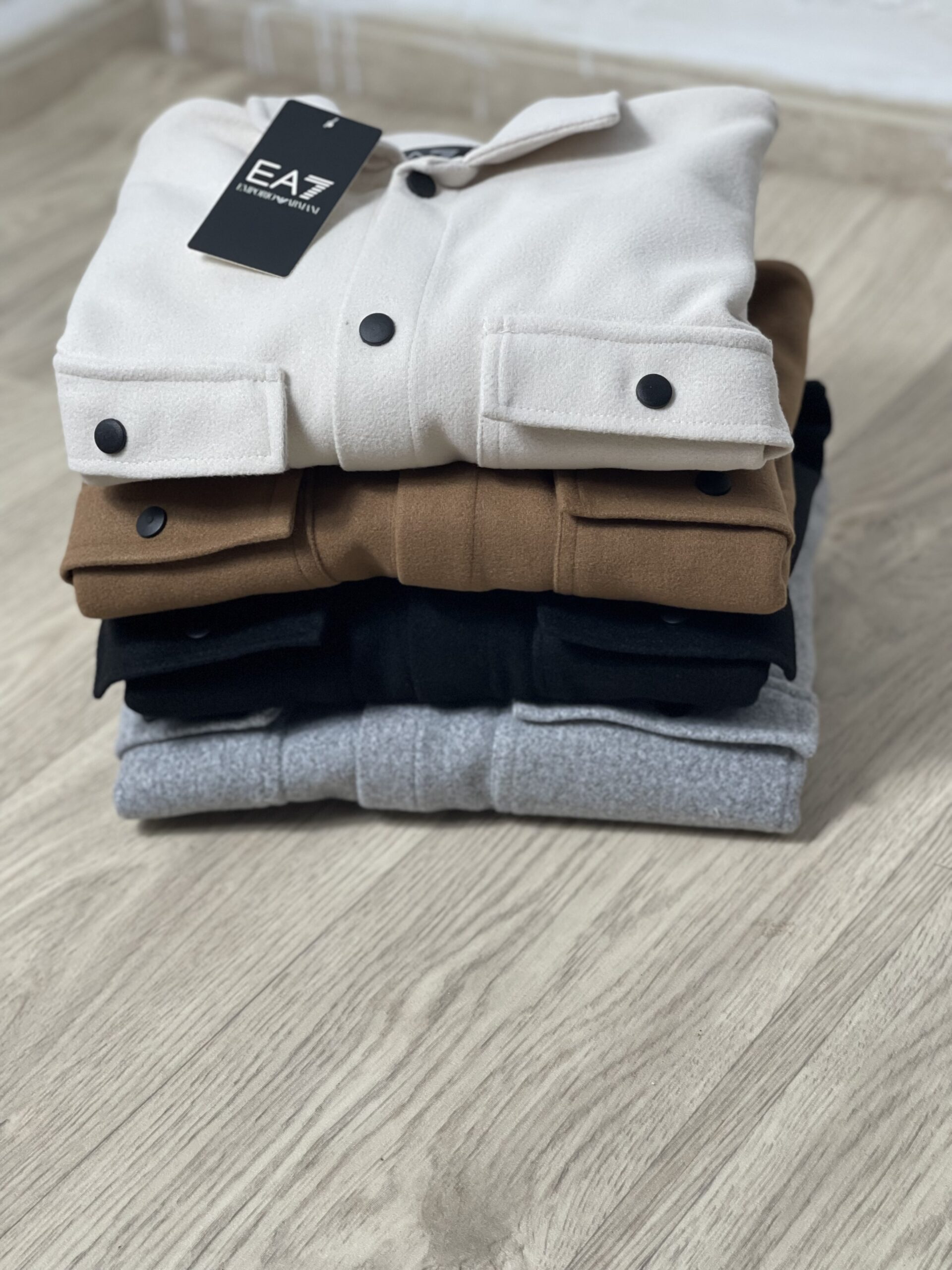 surchemise en cashemire ARMANI - الصورة 6